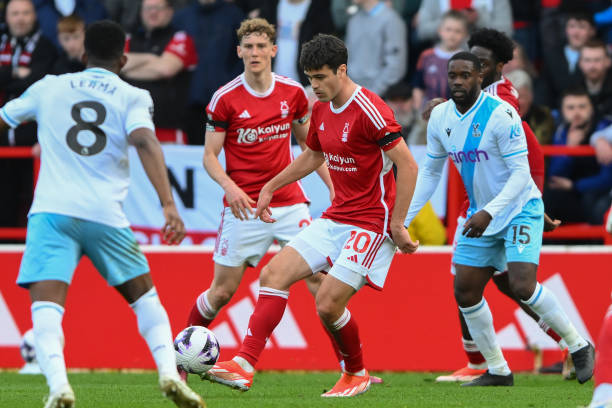 让俱乐部满 让俱乐部满