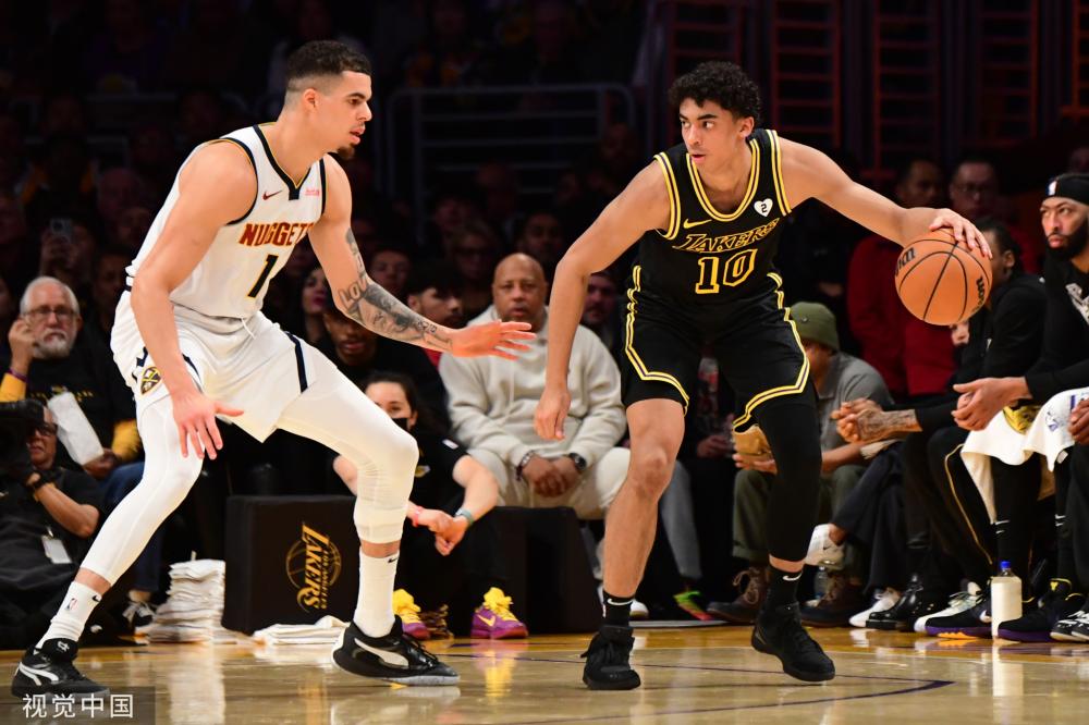 广东队竞相 广东队竞相