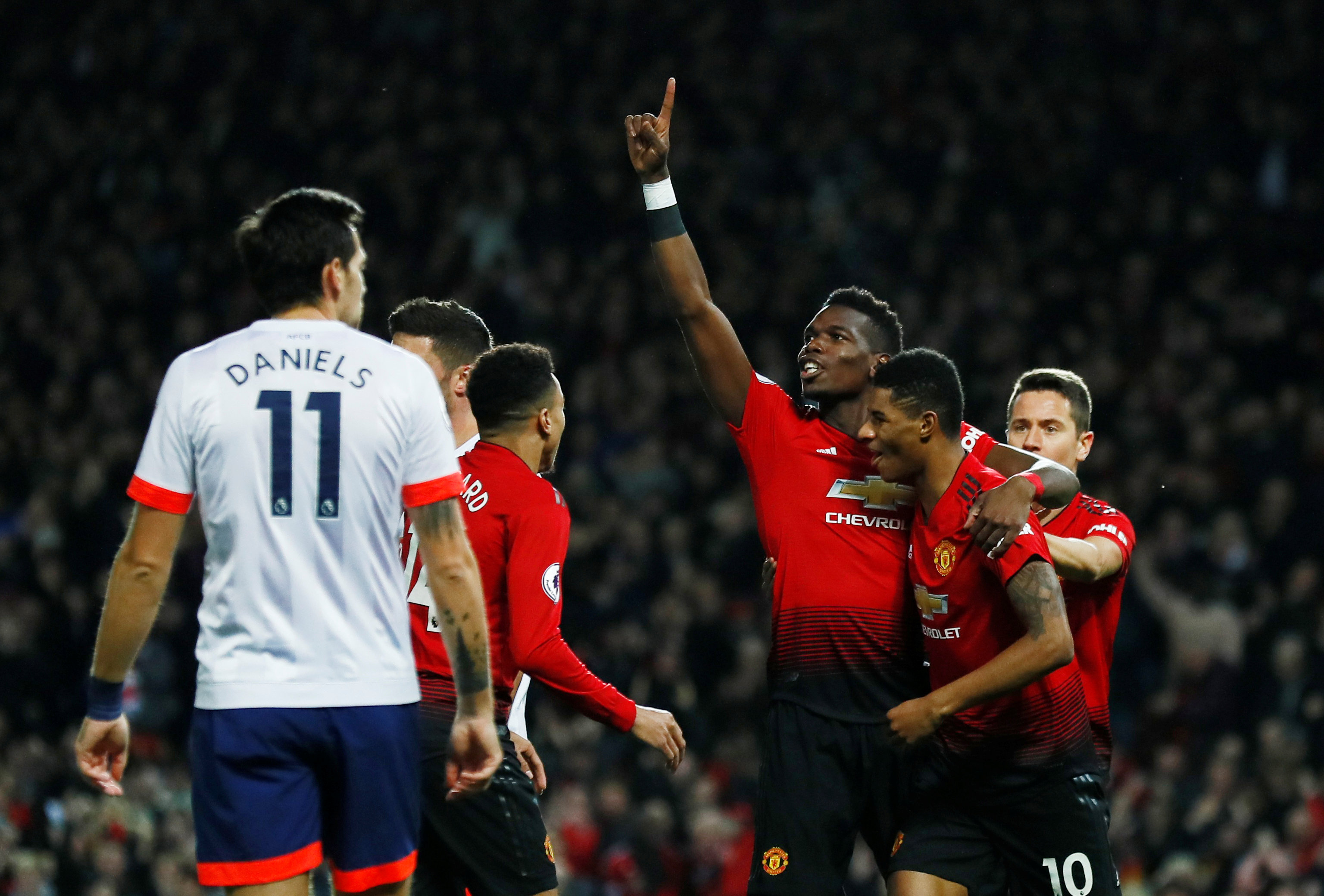 带来了严峻 带来了严峻