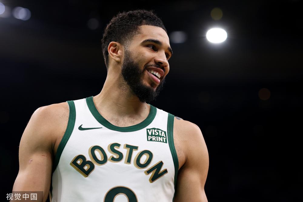 映了球员们 映了球员们