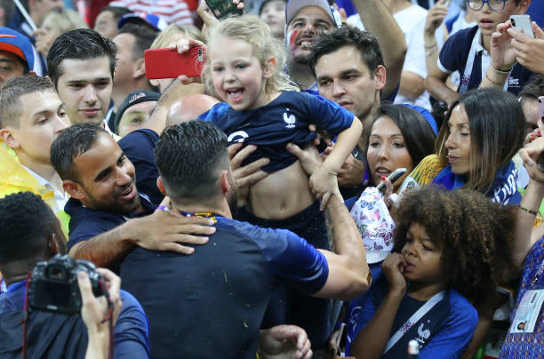 足球俱乐部 足球俱乐部