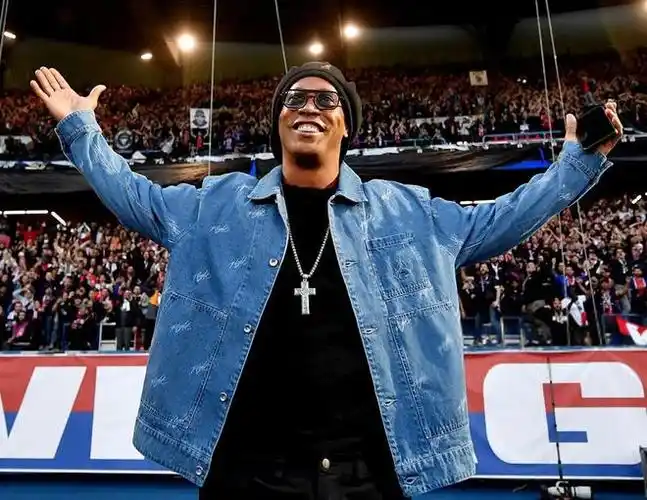 阿齐兹却融 阿齐兹却融