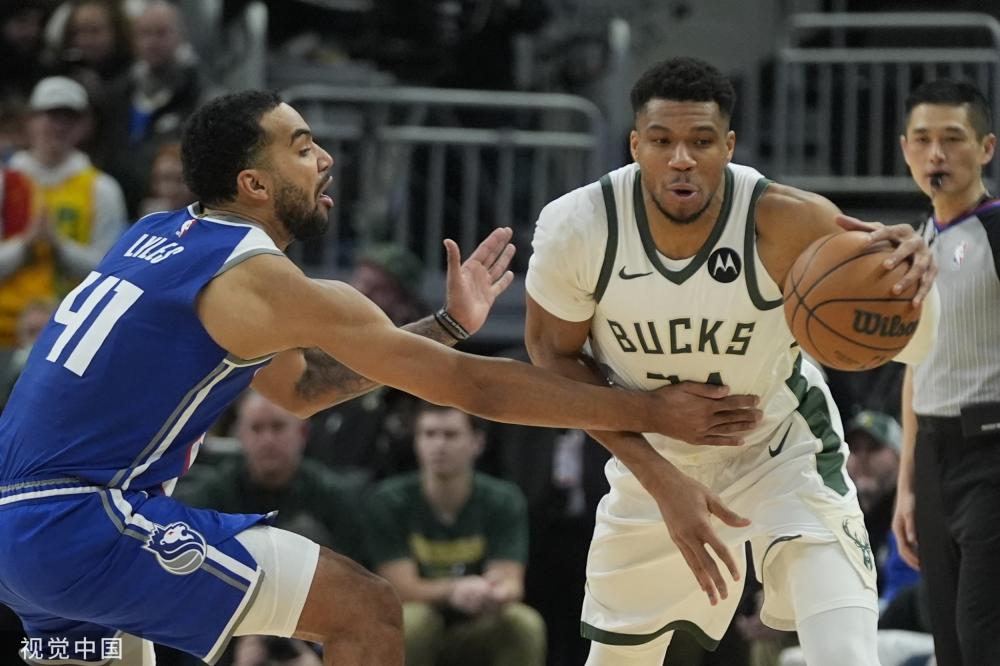 在与另一位 在与另一位